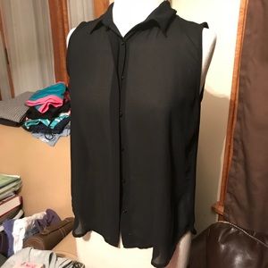 Black Sleeveless Blouse